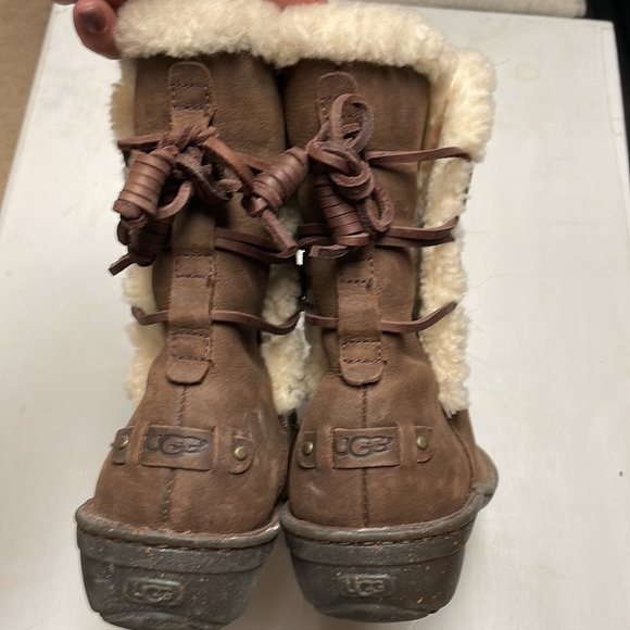 Ugg boots - Picture 2 of 5